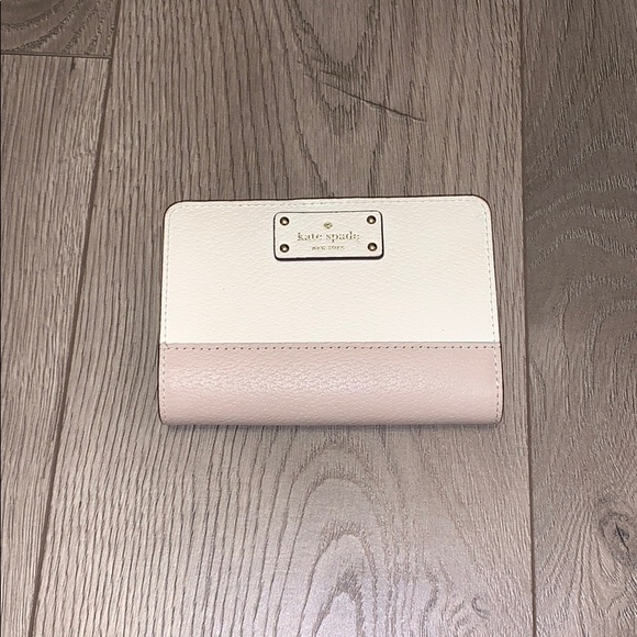 kate spade Handbags - Kate Spade Two Toned Wallet